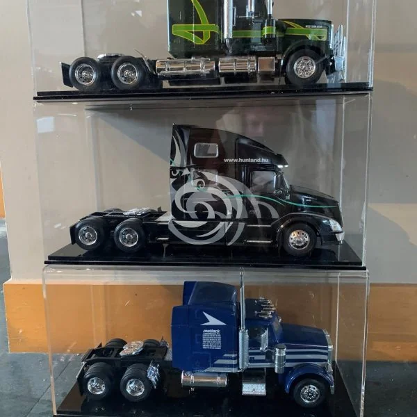Display cubes